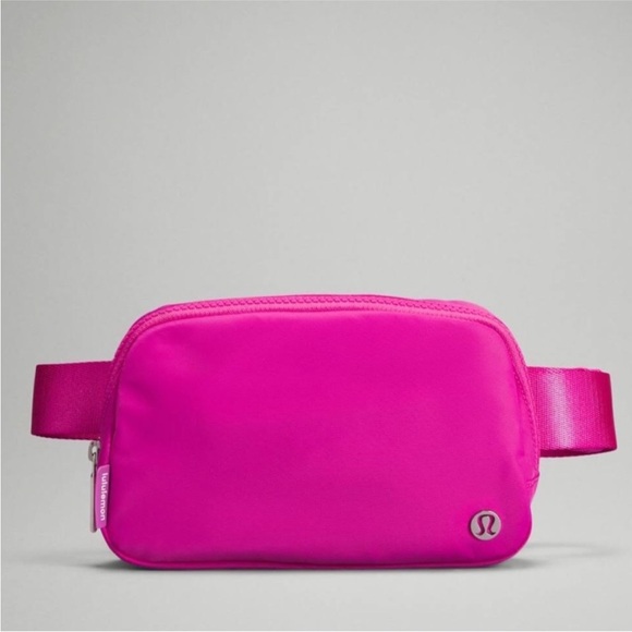 NWT Lululemon Everywhere Belt Bag 1L Sonic Pink LU9AX2S SNCP - Picture 1 of 8